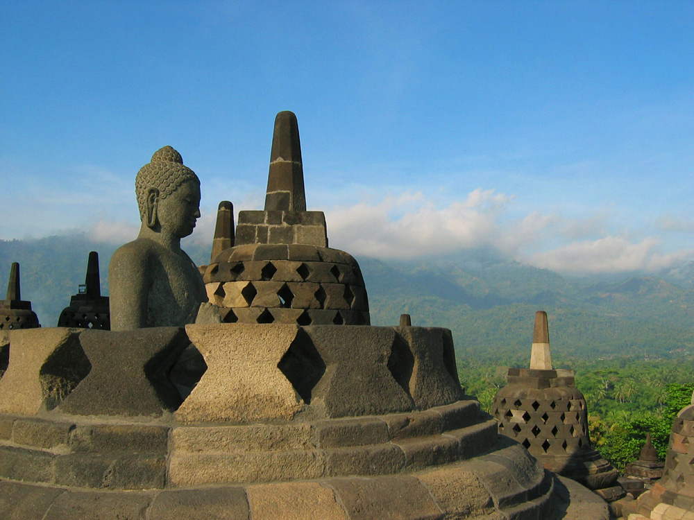 Java-Bali, 2004