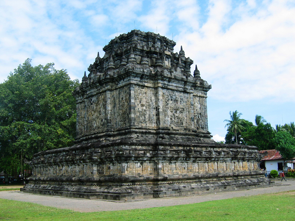 Java-Bali, 2004