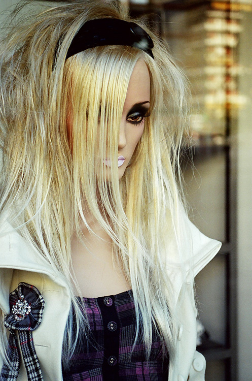 Sevilla, August 2007 / plastic girls