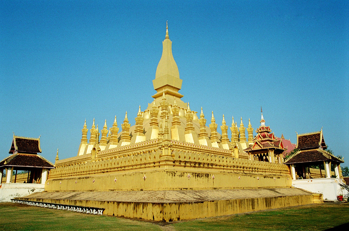 Le monument national le plus important du Laos, le Pha That Luan (Vientiane)