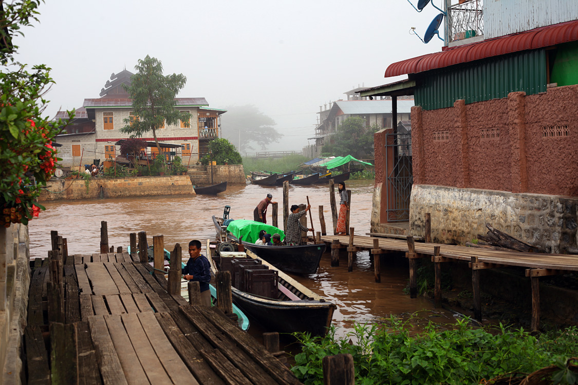 Myanmar, august 2016