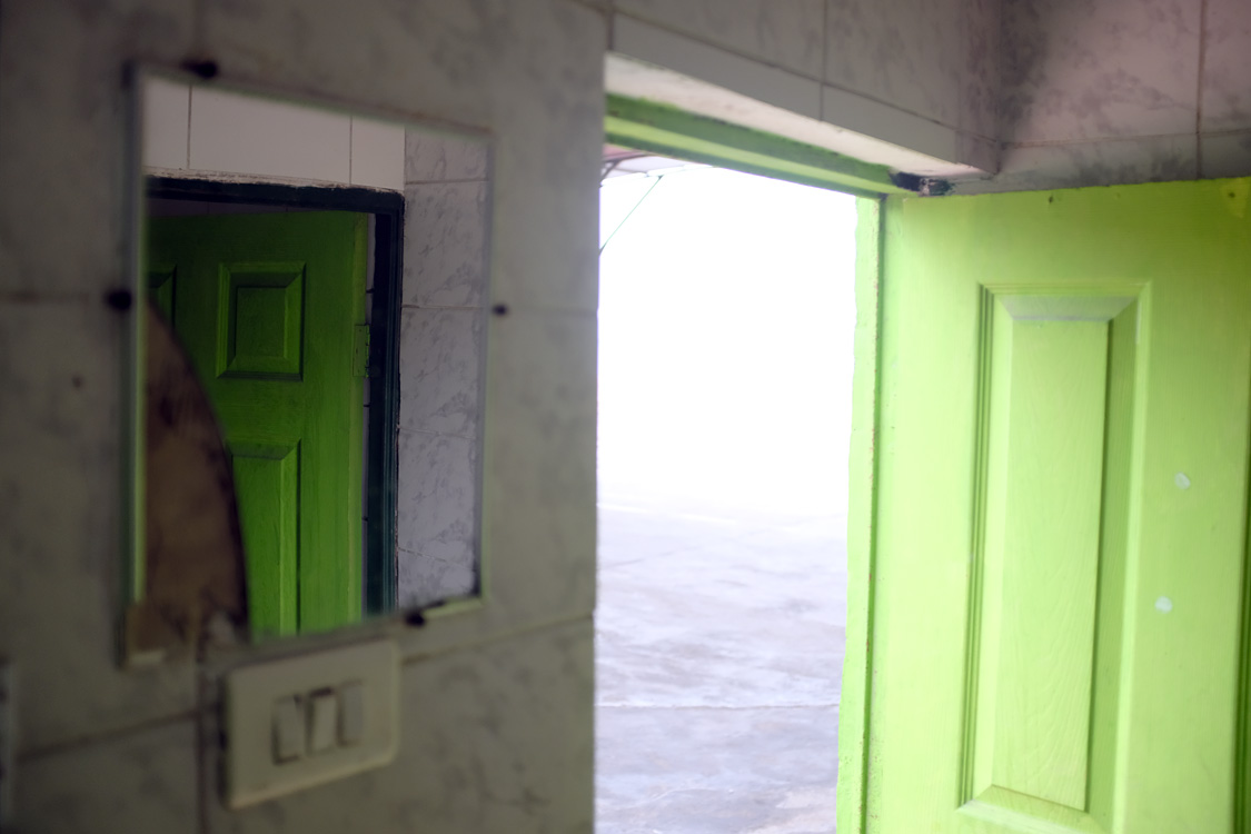 La Ovallina, on Road 5, south Puerto Flamenco (Region III, Chile)