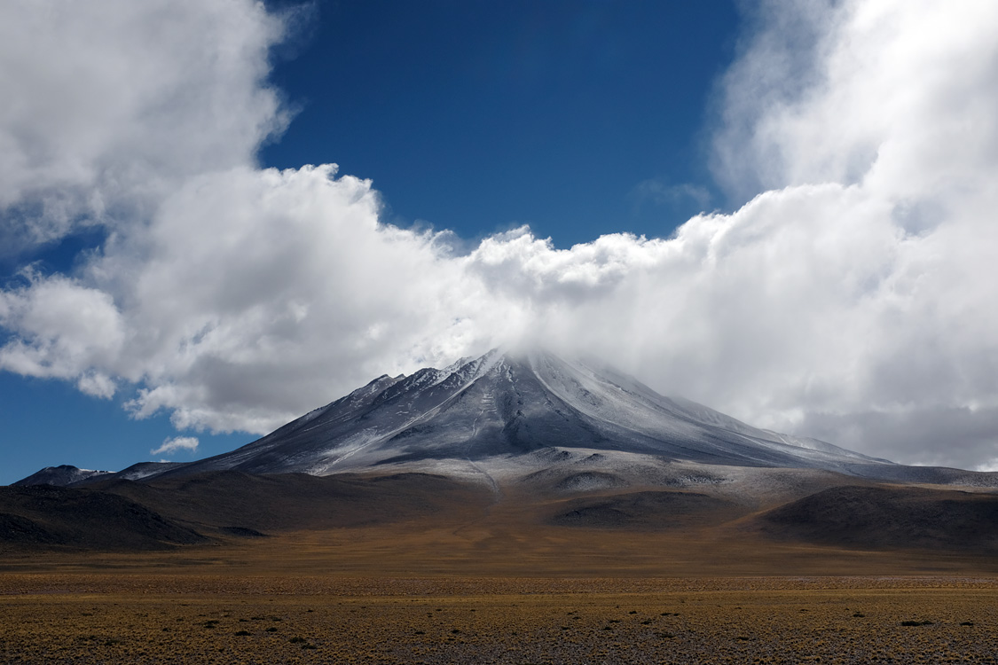 South of Miniques volcano from Road 23 (Around San Pedro de Atacama, Chile)