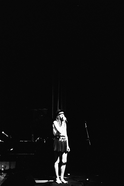 Diane Birch, Caf&eacute; de la danse, 06/07/2010