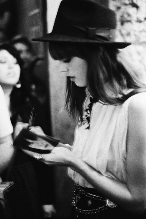 Diane Birch, Caf&eacute; de la danse, 06/07/2010