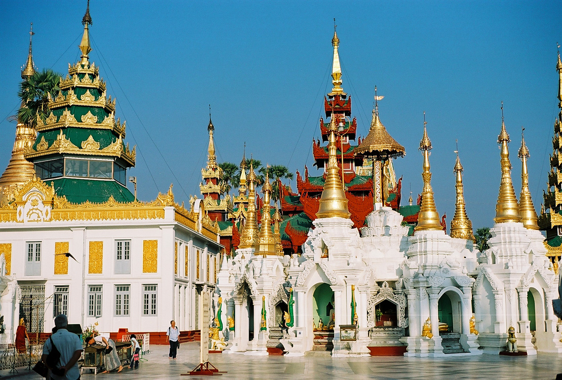 Rangoon - Visite � la pagode Shwe Dagon
