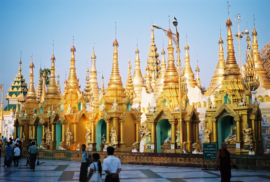 Rangoon - Visite � la pagode Shwe Dagon